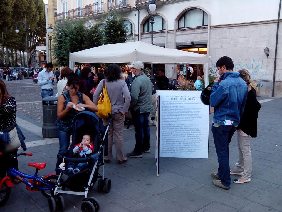 ciampi e gente banchetto